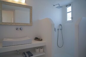 Aether Mykonos 5BR Port View Villa