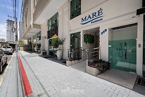 Apt w/ BBQ & Balcony, 450m From the Beach Sit1202