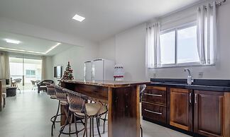 Apt w/ BBQ & Balcony, 450m From the Beach Sit1202