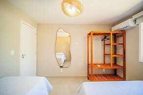 Casa DelMare Cond. com saída na praia