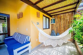 Casa DelMare Cond. com saída na praia