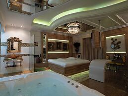 GOLDEN MOTEL