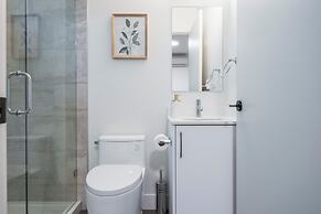 Sunny 1BR Detached Suite