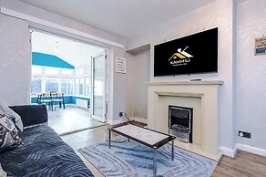 Modern 3-Bed - Near Etihad & City Centre