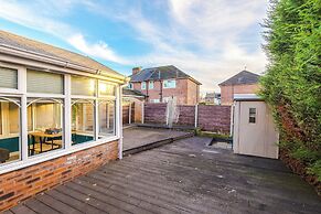 Modern 3-Bed - Near Etihad & City Centre