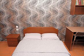 Central Grevena Retreat With Mountain Views