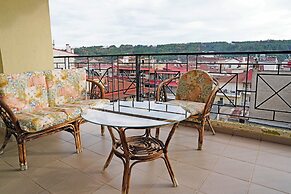 Central Grevena Retreat With Mountain Views