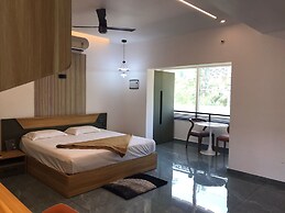 Kalloos Island Backwater Resort
