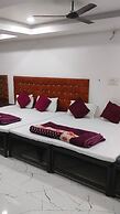 Shri Nanhu Hotel