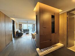 Zhome-Three Bedroom Luxury Suite2
