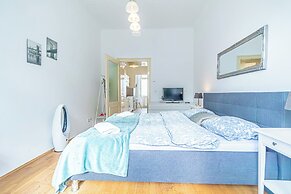 Stylish 1BR Apartment In Vienna Center