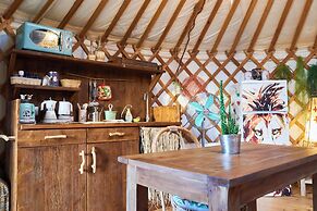 2 Cuori e 1 Yurta Glamping in Toscana