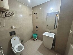 Hotel 82 Inn