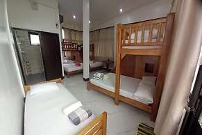 Seven Waves Beachfront