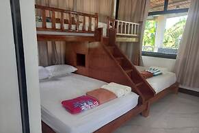 Seven Waves Beachfront