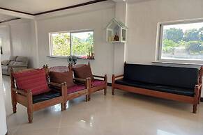 Seven Waves Beachfront