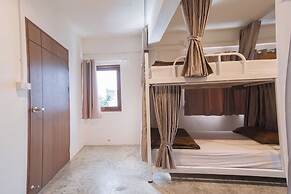 Nap & Nomad Hostel Tha Phae Gate