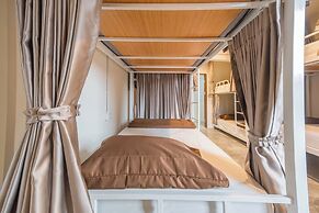 Nap & Nomad Hostel Tha Phae Gate