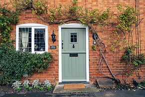 Two Cottages near Stratford-upon-Avon