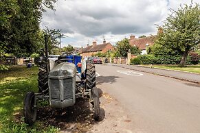 Two Cottages near Stratford-upon-Avon