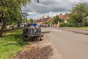 Two Cottages near Stratford-upon-Avon