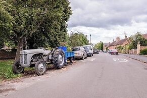 Two Cottages near Stratford-upon-Avon
