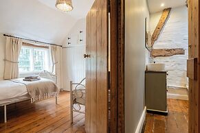 Two Cottages near Stratford-upon-Avon