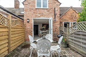 Two Cottages near Stratford-upon-Avon