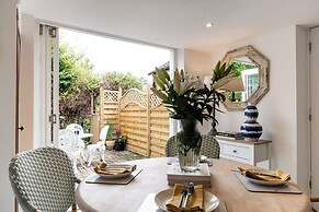 Two Cottages near Stratford-upon-Avon