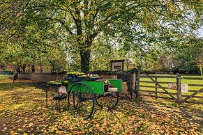 Two Cottages near Stratford-upon-Avon