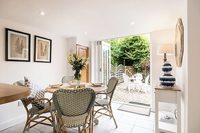 Two Cottages near Stratford-upon-Avon