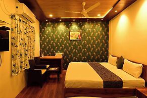 Hotel Happy Forest Inn