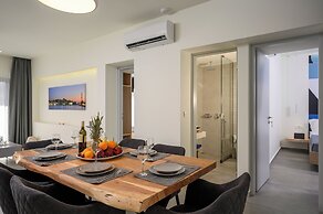 Athina Suites