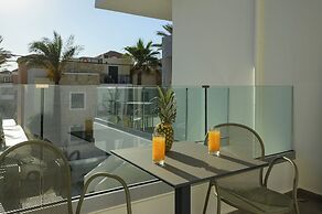 Athina Suites