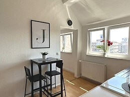 City Apartment-best Location