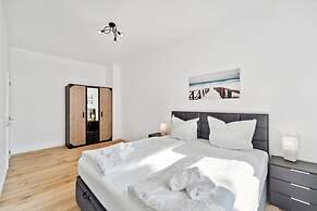 Infinity Stay Ferienapartments Rheinstrasse