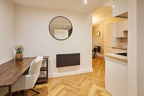 Host Stay Parkside Apartment