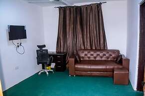 Regal Royal Suites
