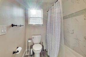 4 Mi to Metlife Stadium: Modern Retreat!