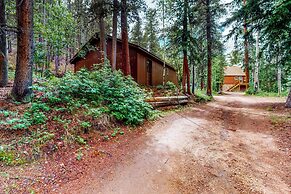 Deck & Mtn Views! Family A-frame Cabin Near Stream