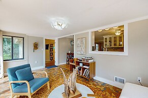 3BR Dog-friendly House, Central A/c, Cornhole
