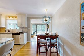 3BR Dog-friendly House, Central A/c, Cornhole