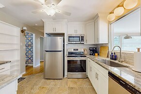 3BR Dog-friendly House, Central A/c, Cornhole