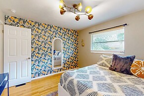 3BR Dog-friendly House, Central A/c, Cornhole
