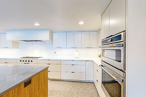 Escape the Heat! Lakefront Paradise in Mount Dora