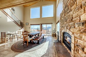 Cozy 4BR Mountain View Fireplace Deck