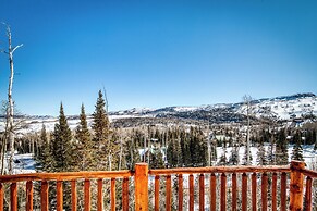 Cozy 4BR Mountain View Fireplace Deck