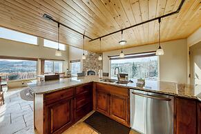 Cozy 4BR Mountain View Fireplace Deck