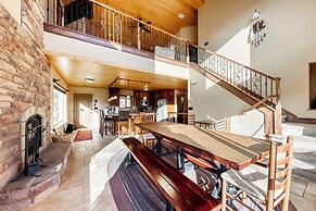 Cozy 4BR Mountain View Fireplace Deck