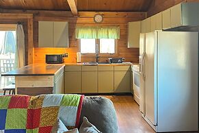 4-season Family Base! 13 Mi to Lake Winnipesaukee